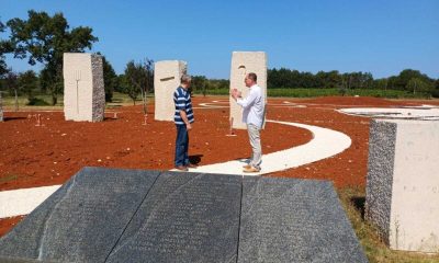 Angelo Mattich načelnik Općine Višnjan i Arduino Matošević predsjednik Udruge antifašističkih boraca i antifašista Hrvatske Poreč u obilasku Spomen parka koji se uređuje Foto: Općina Višnjan